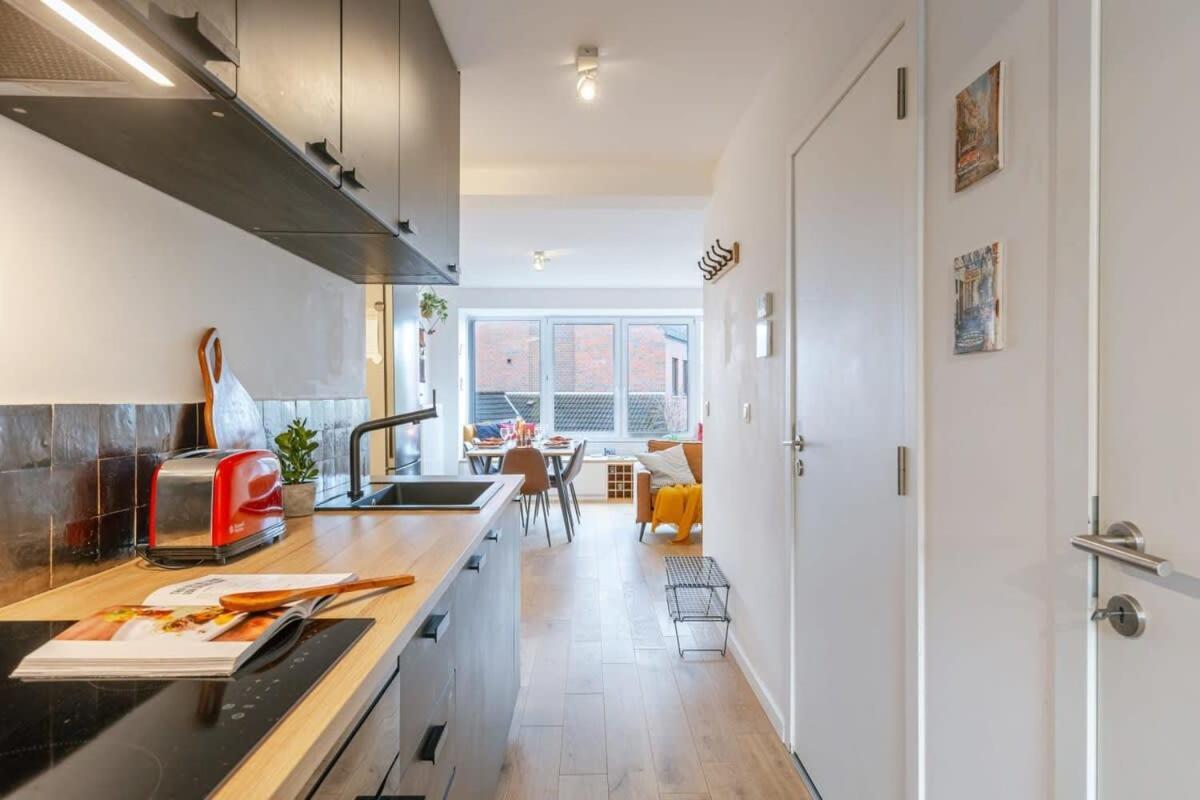 Huswell - Homely Duplex Near Historic Center & Station * Ghent
