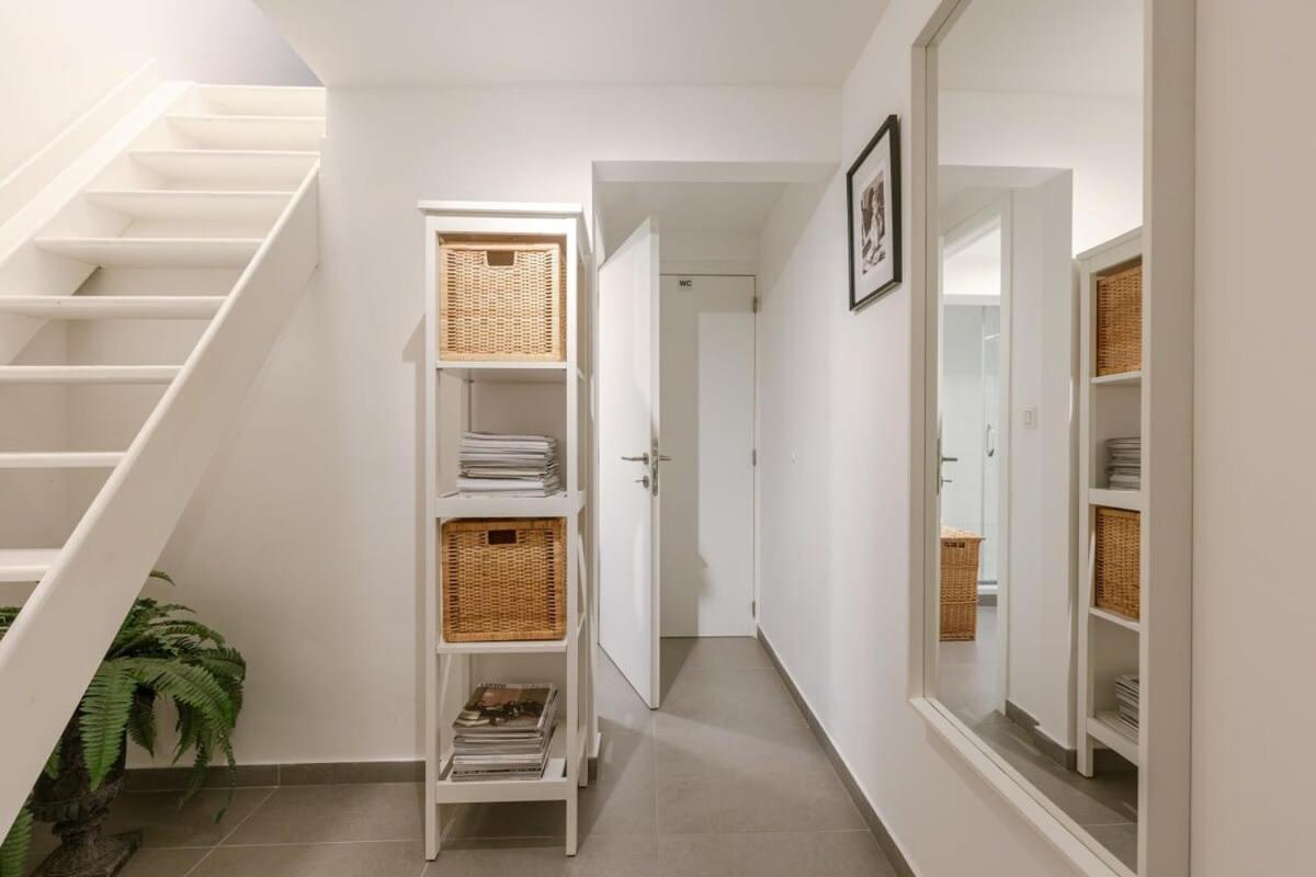 Huswell - Homely Duplex Near Historic Center & Station Apartment *